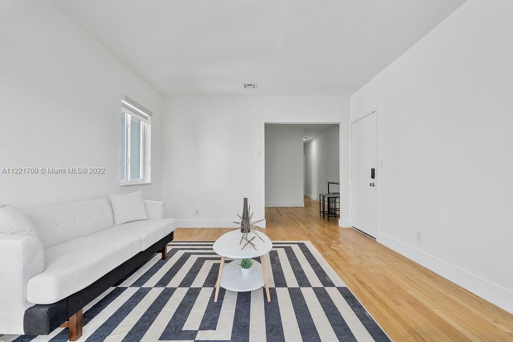 See details / sq. ft. $ 2023-01-11 0 Photo