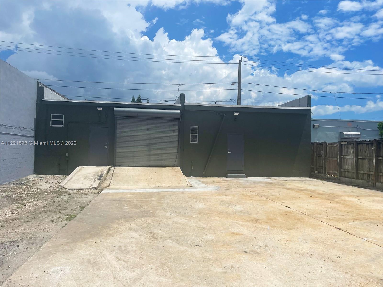 See details / sq. ft. $ 2022-10-18 0 Photo