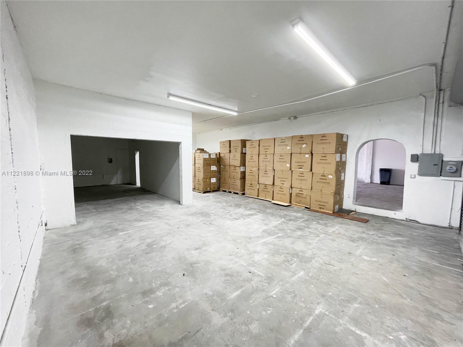 See details / sq. ft. $ 2022-10-18 0 Photo