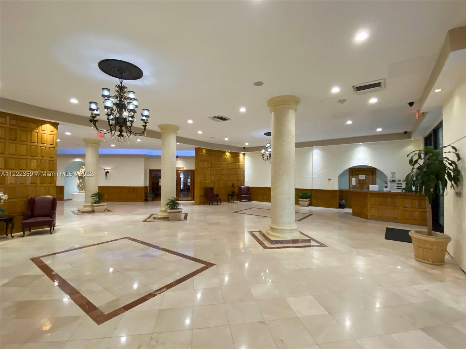 Photo of 3725 Ocean Dr #1125, Hollywood, Florida, 33019 - lobby area