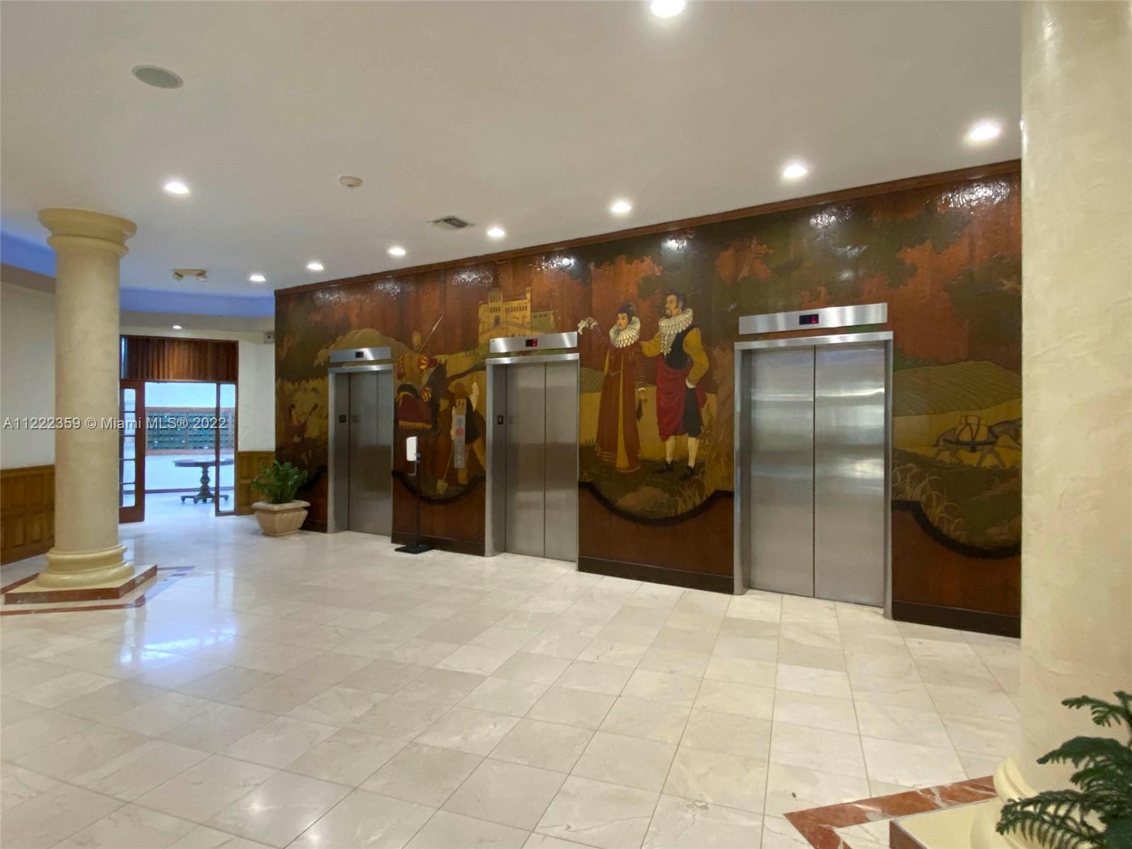 Photo of 3725 Ocean Dr #1125, Hollywood, Florida, 33019 - elevators