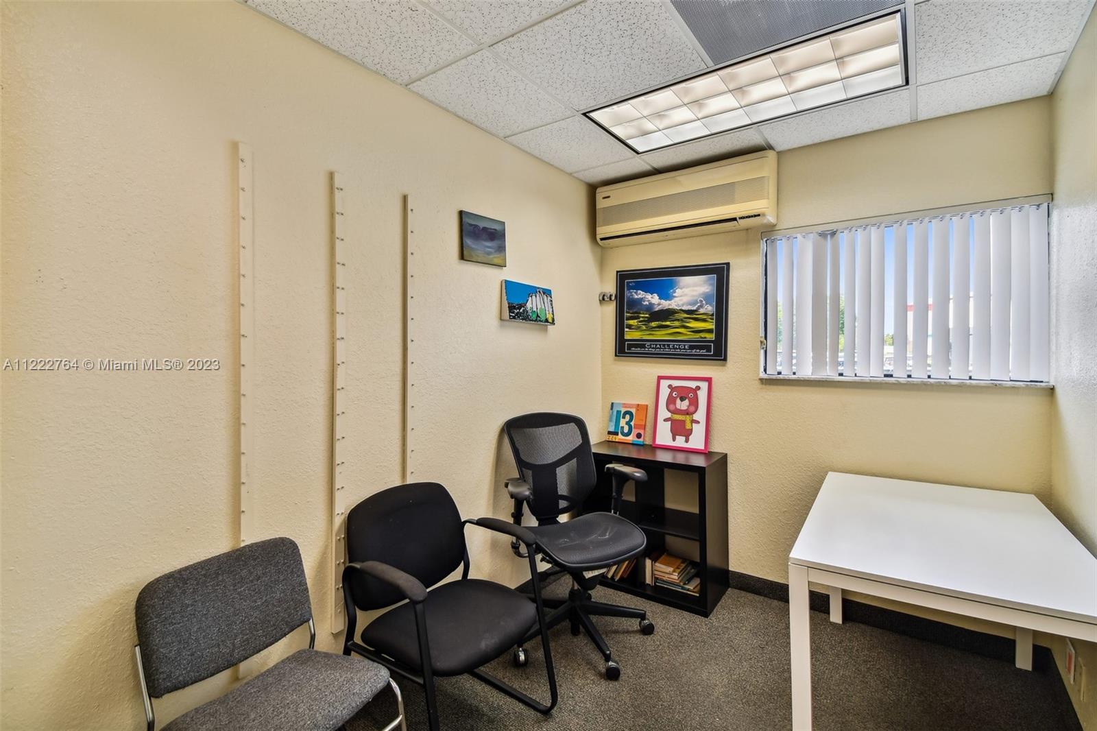 See details / sq. ft. $ 2022-11-30 0 Photo