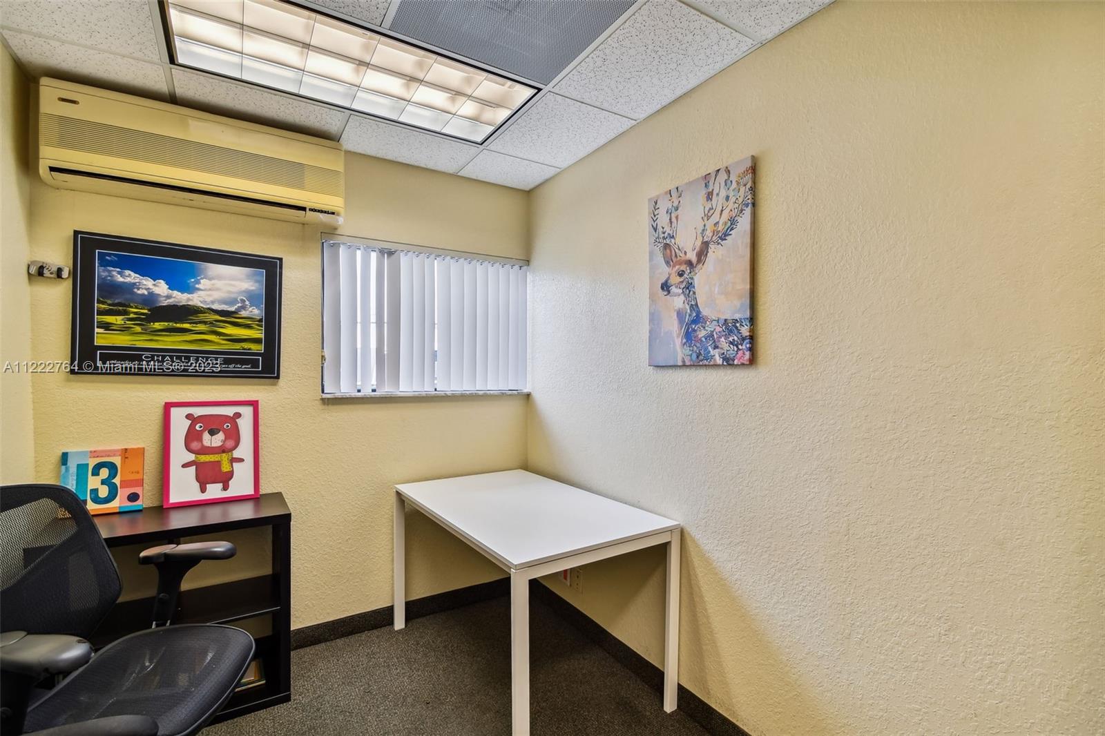 See details / sq. ft. $ 2022-11-30 0 Photo