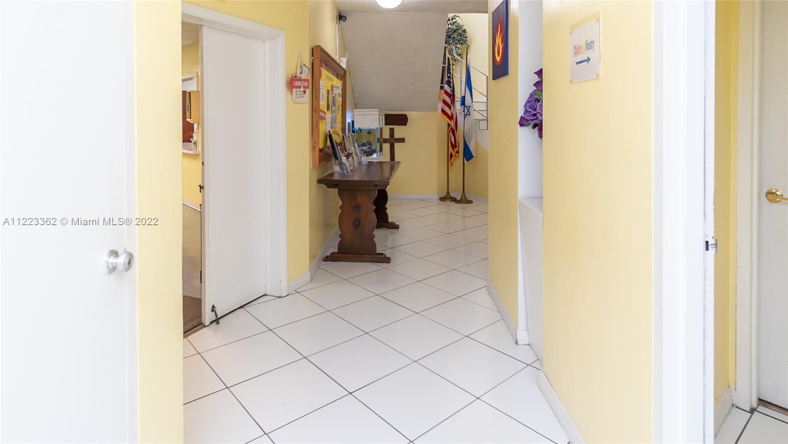 Ver detalles / sq. ft. $ 2022-06-17 0 foto