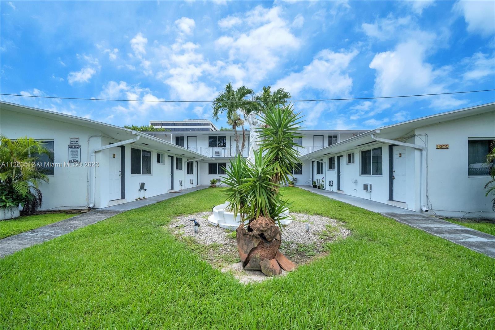 See details / sq. ft. $ 2022-06-16 0 Photo