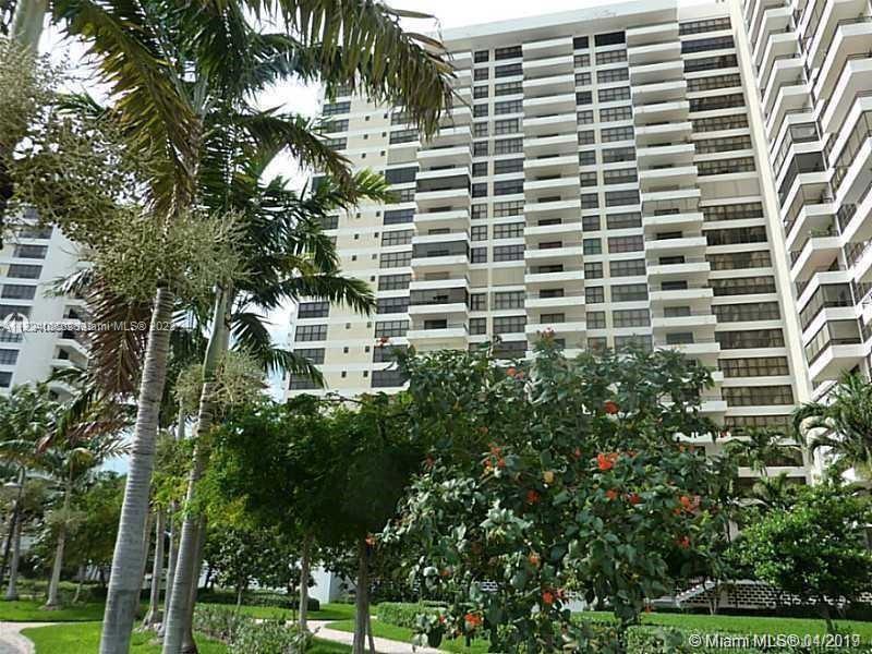 Photo 1 of Parkview Dr