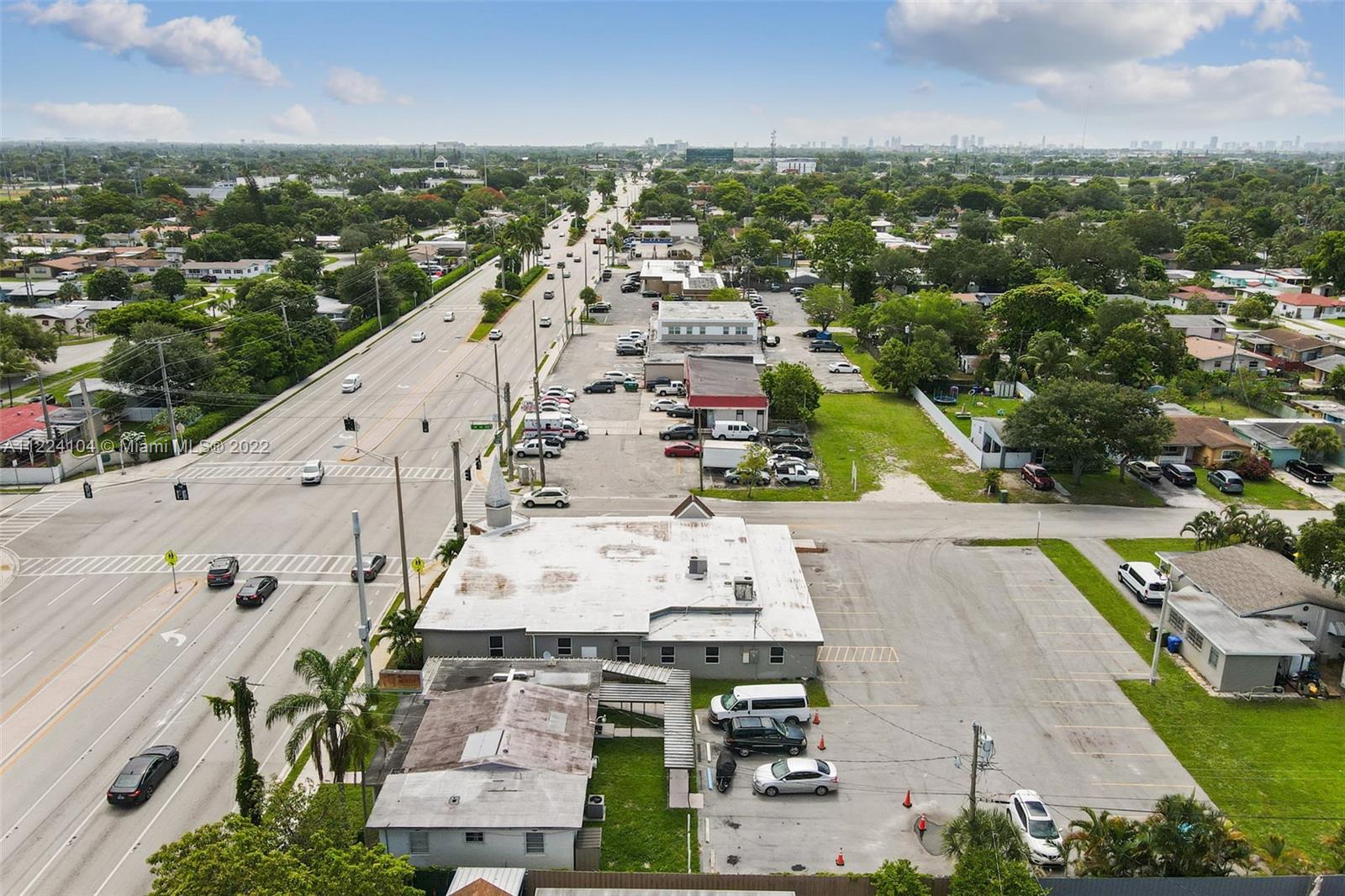 See details / sq. ft. $ 2022-09-12 0 Photo