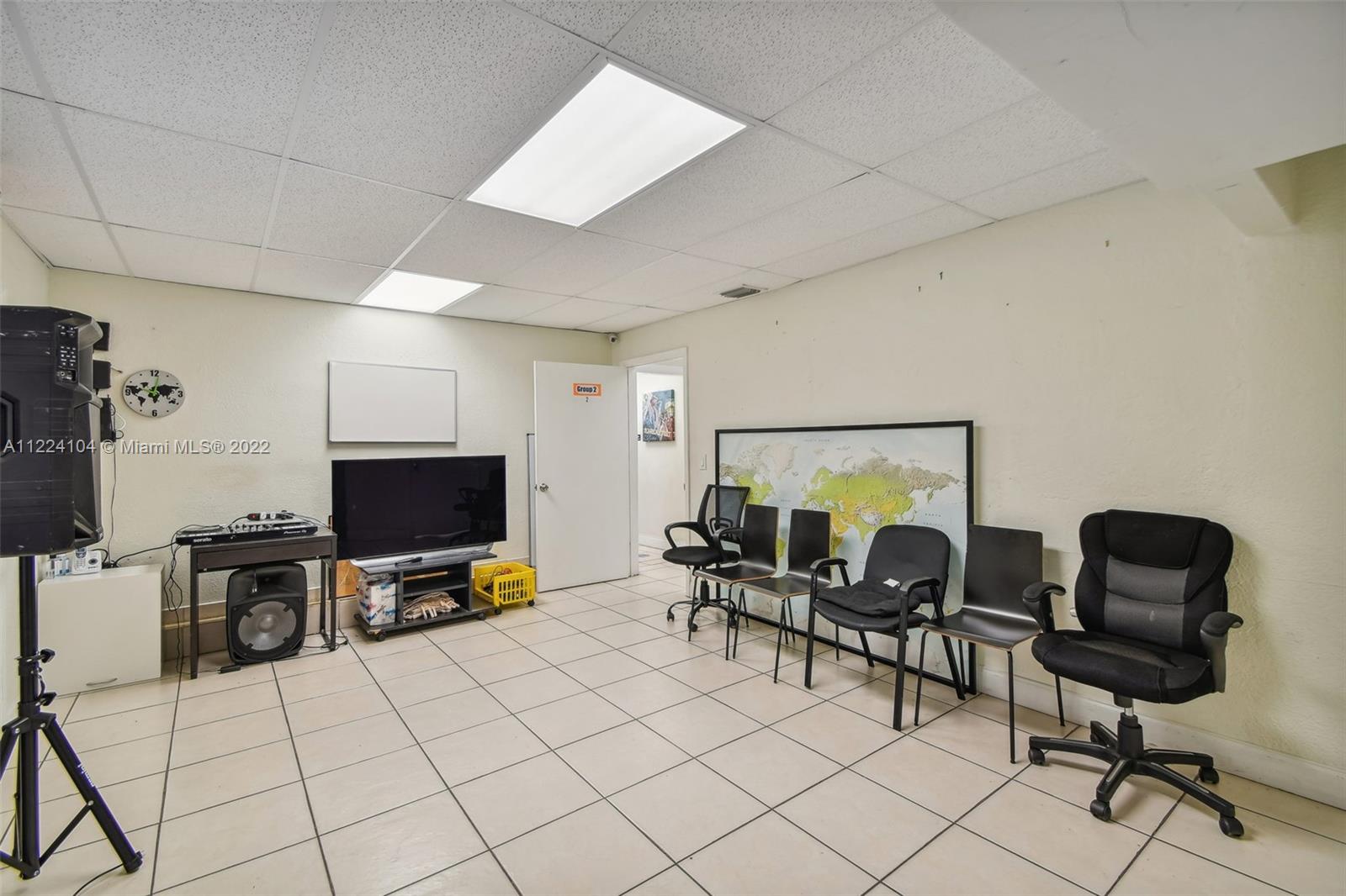 See details / sq. ft. $ 2022-09-12 0 Photo