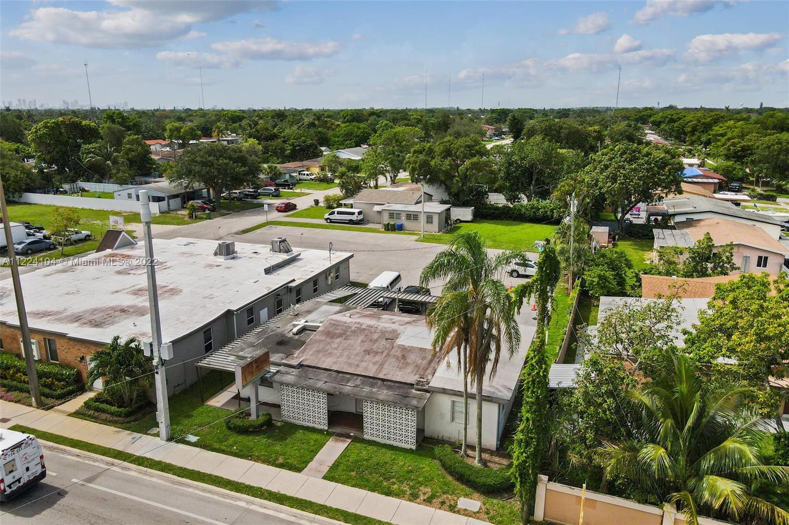 See details / sq. ft. $ 2022-09-12 0 Photo