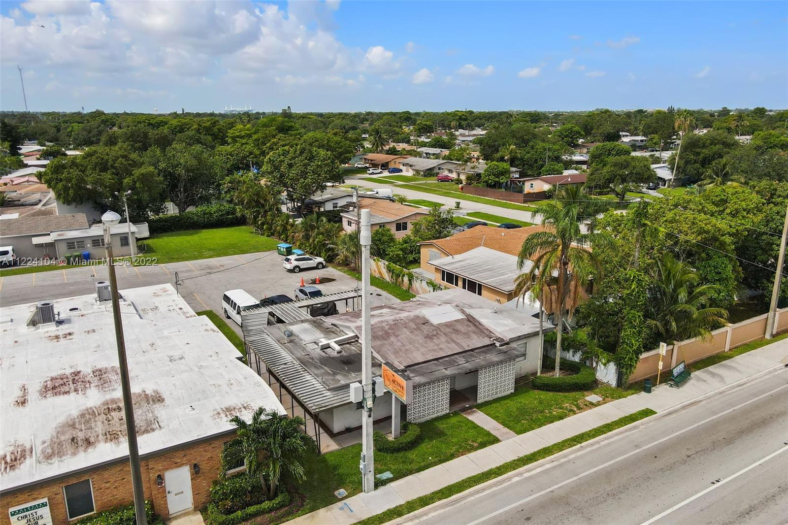 See details / sq. ft. $ 2022-09-12 0 Photo