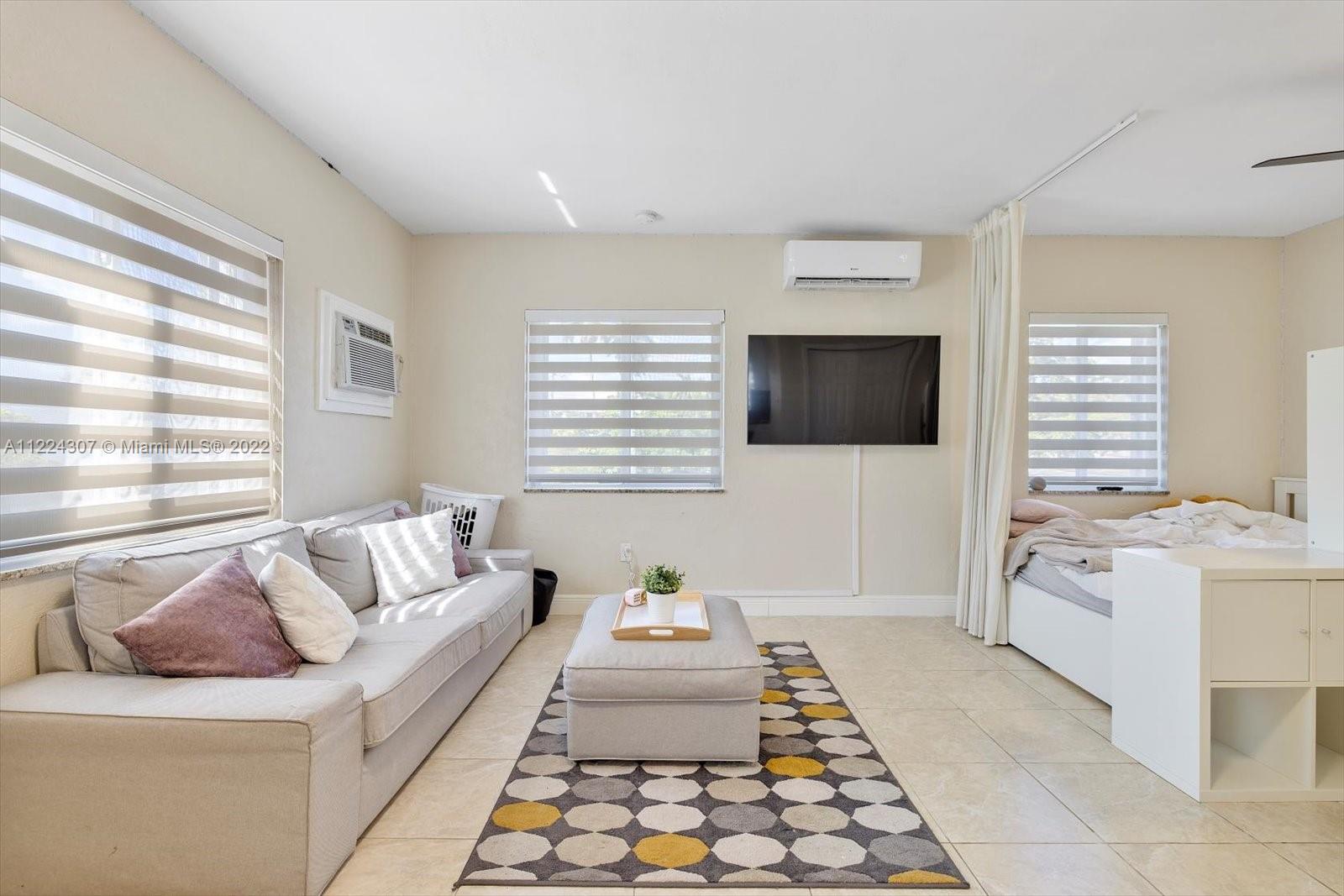See details / sq. ft. $ 2022-09-16 0 Photo