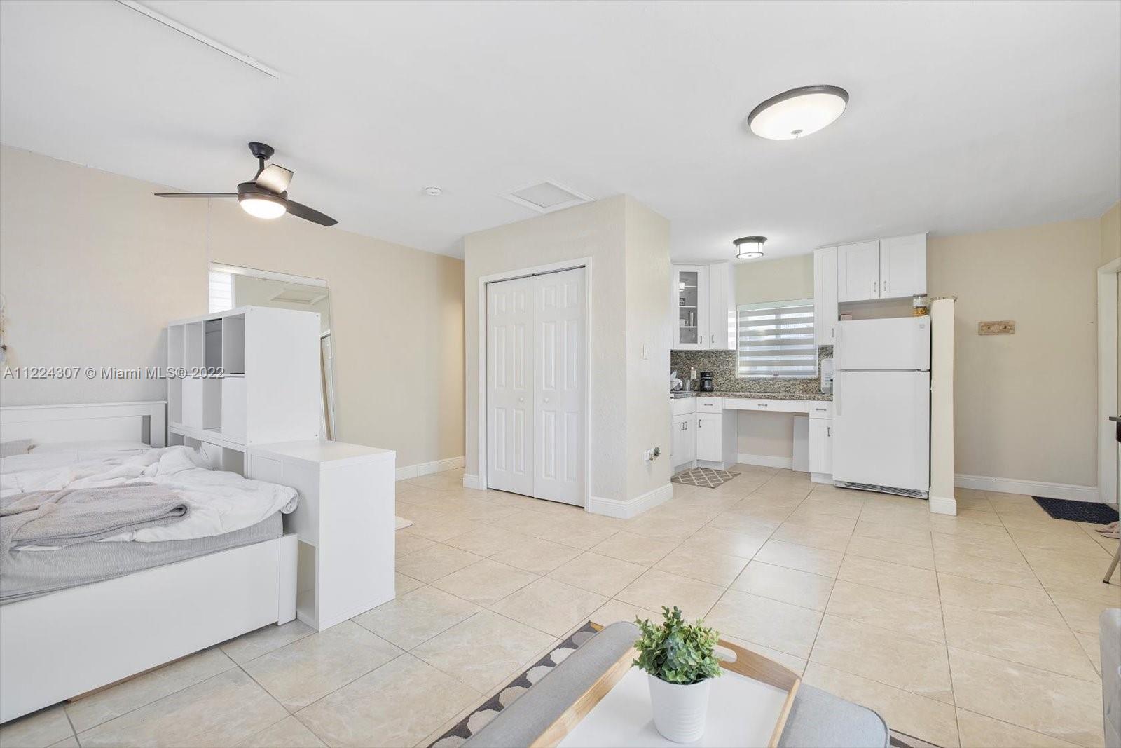 See details / sq. ft. $ 2022-09-16 0 Photo