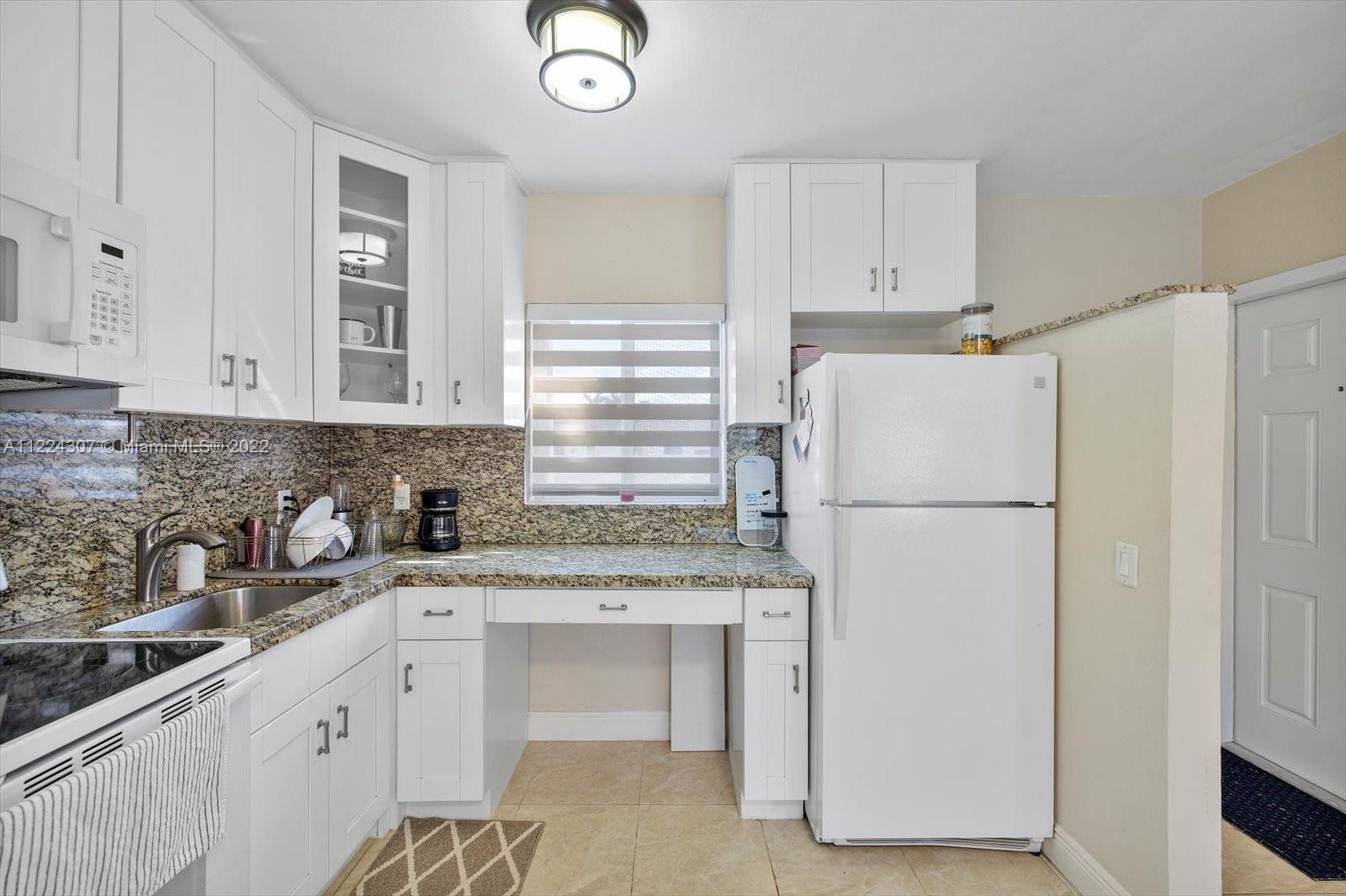 See details / sq. ft. $ 2022-09-16 0 Photo