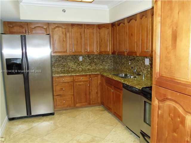Photo of 3600 Mystic Pointe Dr #1514, Aventura, Florida, 33180 - KITCHEN