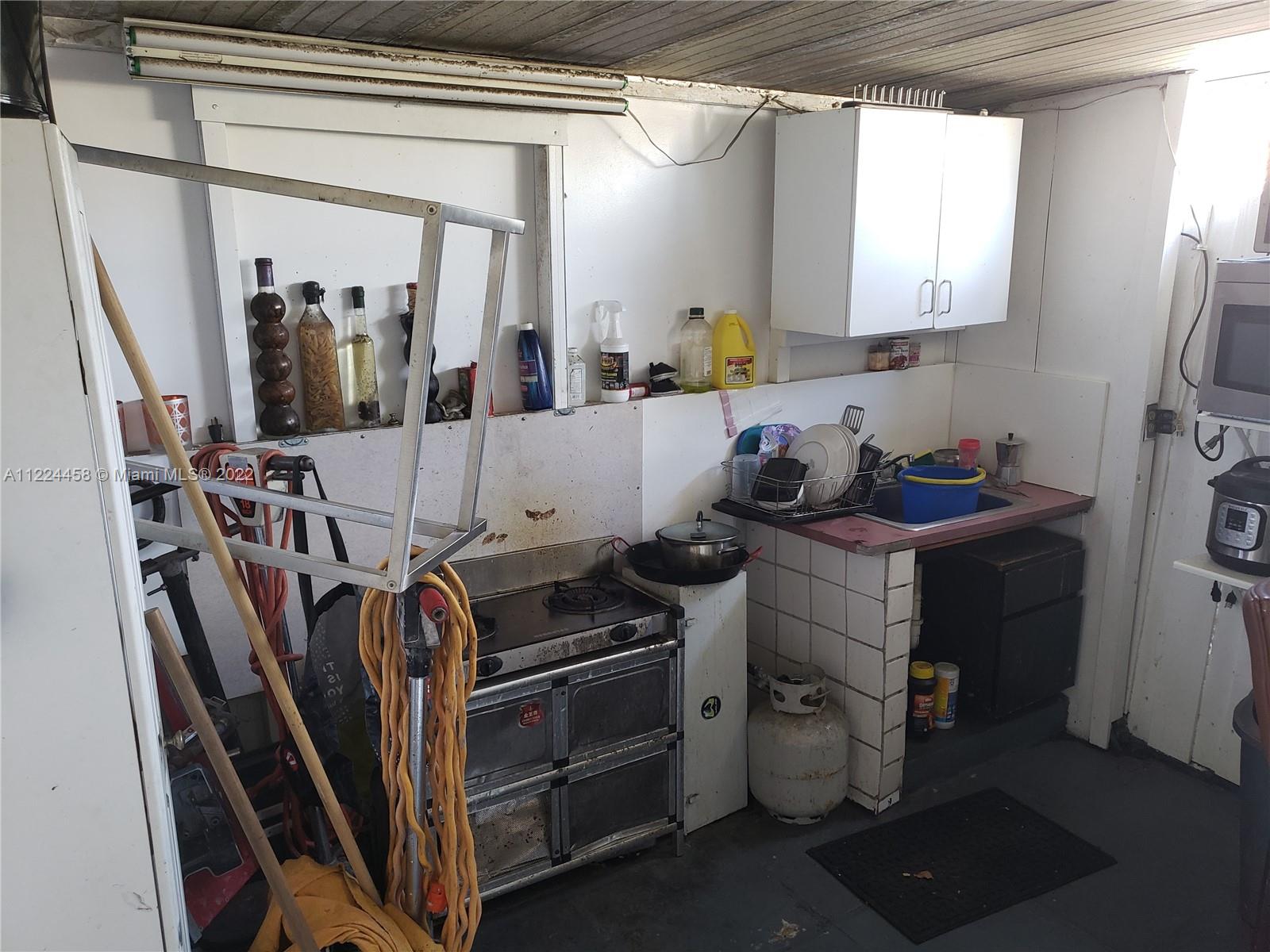 See details / 2159 sq. ft. $ 2022-09-22 0 Photo