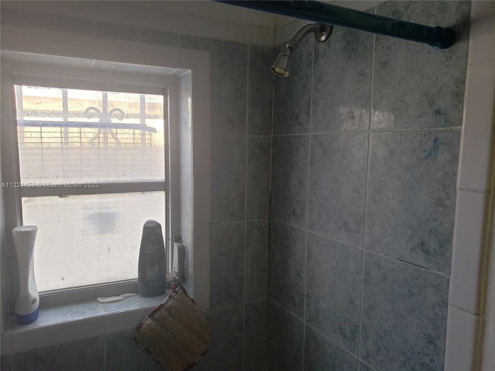 See details / 2159 sq. ft. $ 2022-09-22 0 Photo