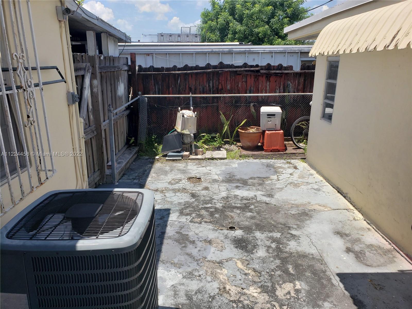 See details / 2159 sq. ft. $ 2022-09-22 0 Photo