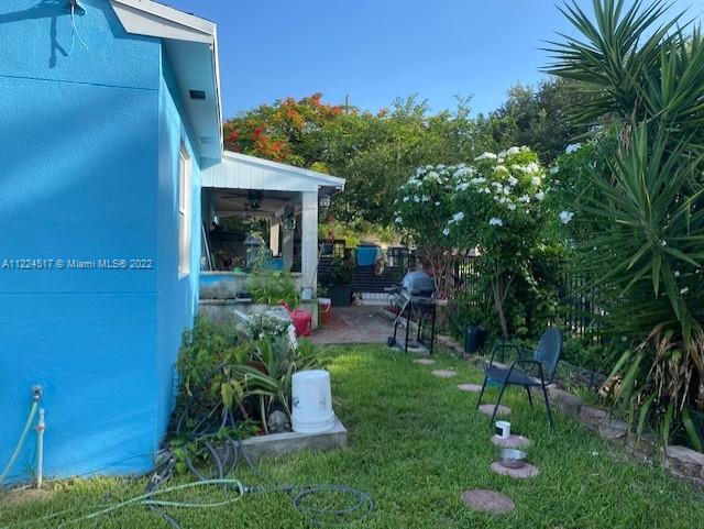 See details / 1425 sq. ft. $ 2022-10-06 0 Photo