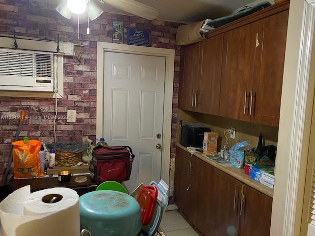 See details / 1425 sq. ft. $ 2022-10-06 0 Photo