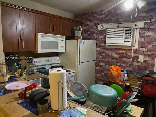See details / 1425 sq. ft. $ 2022-10-06 0 Photo