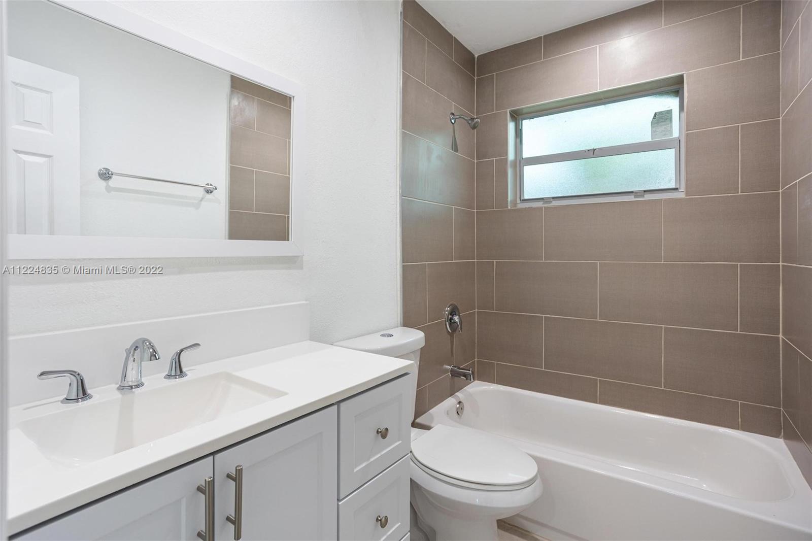 See details / 2190 sq. ft. $ 2022-06-19 0 Photo