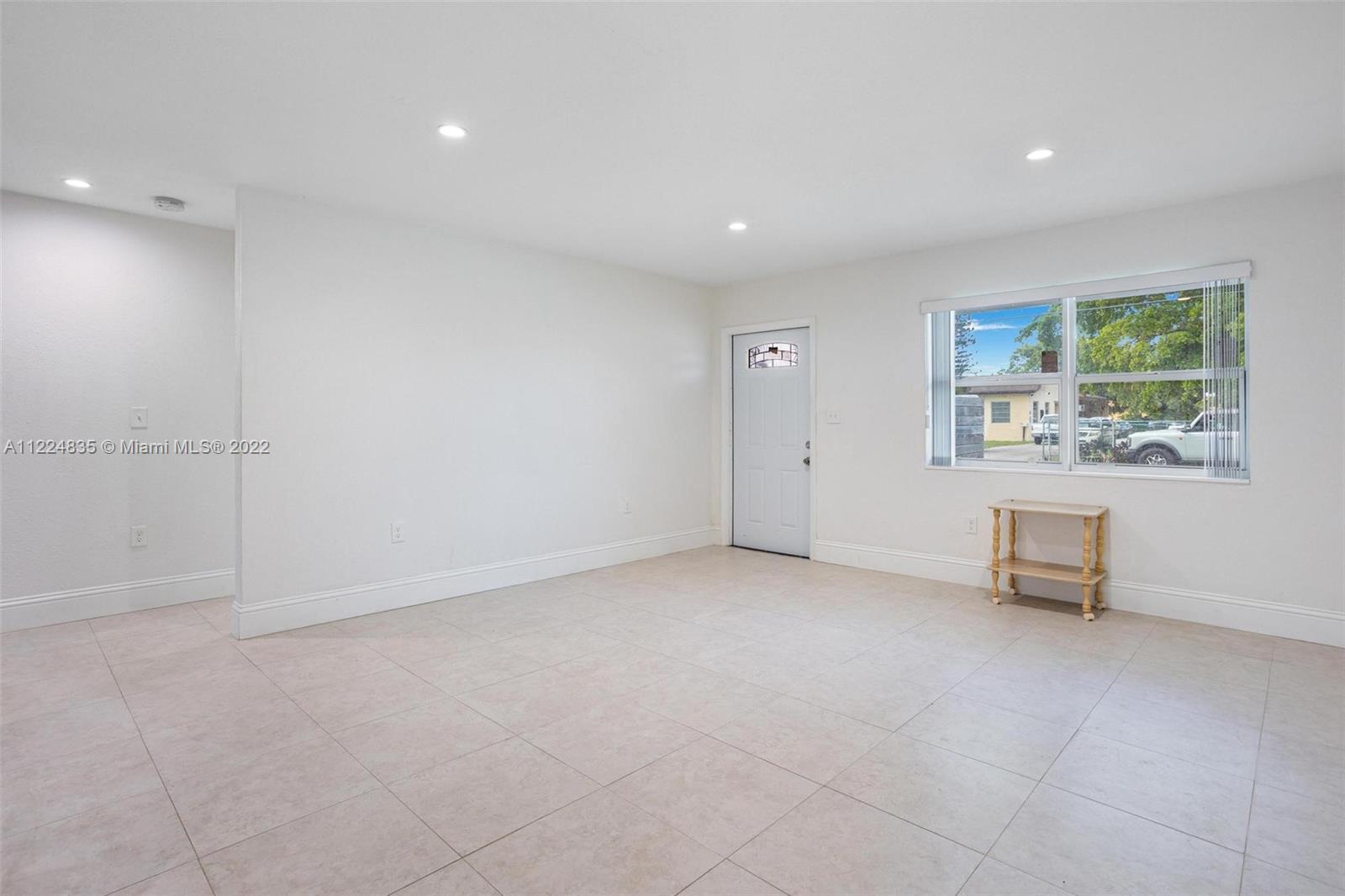 See details / 2190 sq. ft. $ 2022-06-19 0 Photo