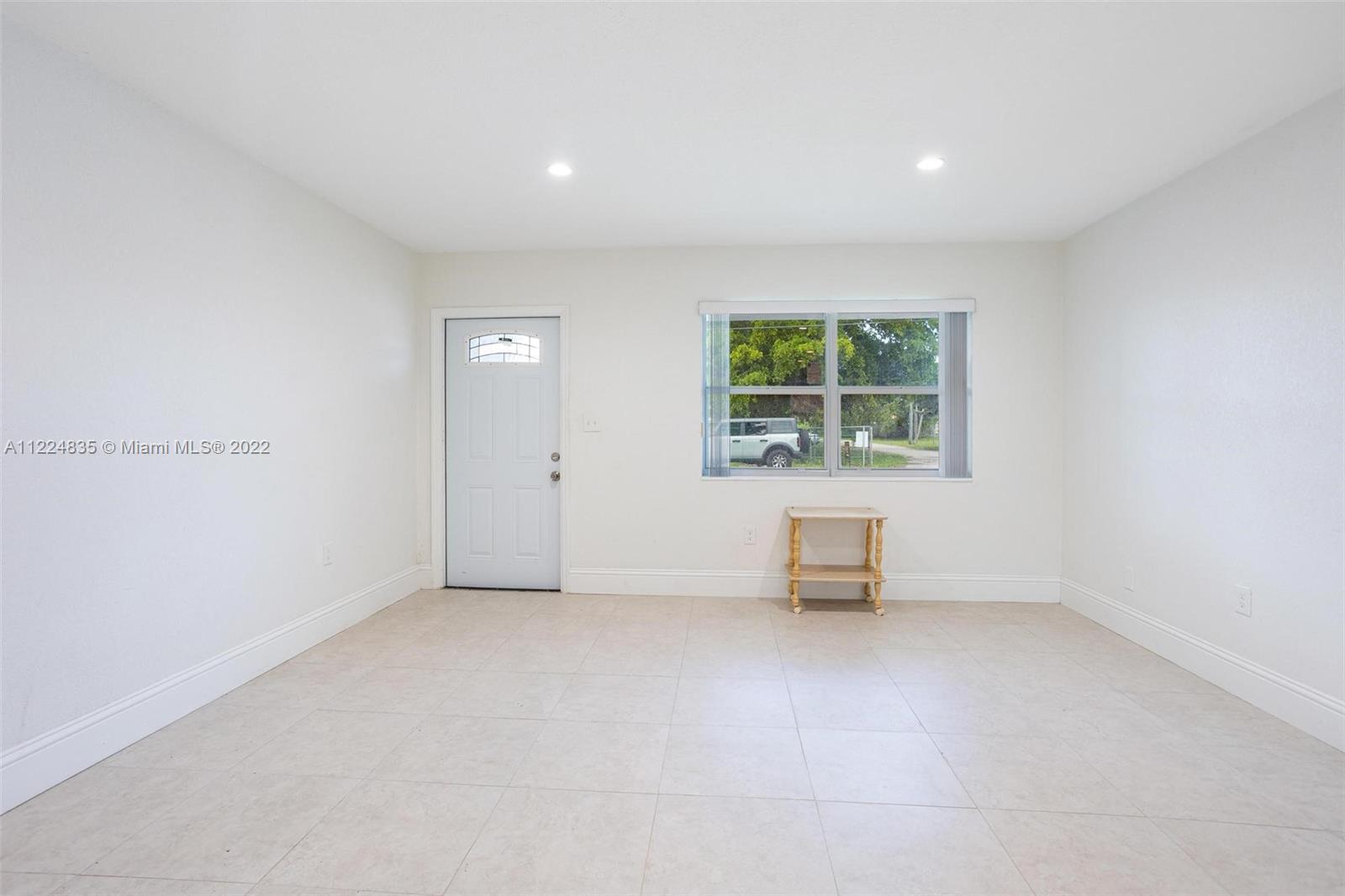 See details / 2190 sq. ft. $ 2022-06-19 0 Photo
