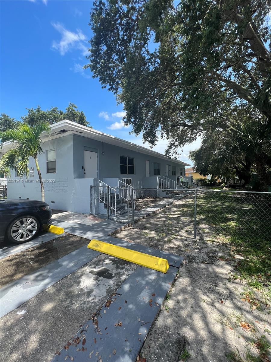See details / 1993 sq. ft. $ 2022-12-22 0 Photo