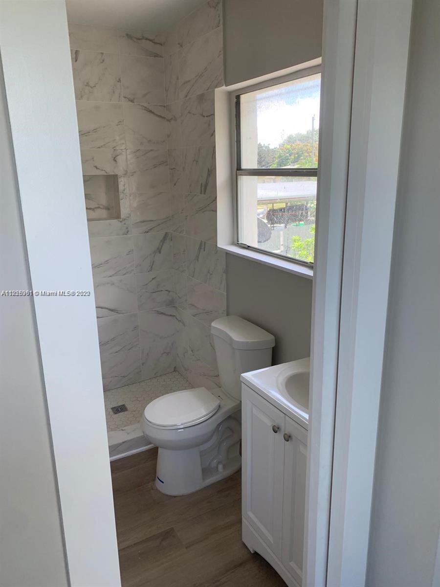 See details / 3018 sq. ft. $ 2022-06-21 0 Photo