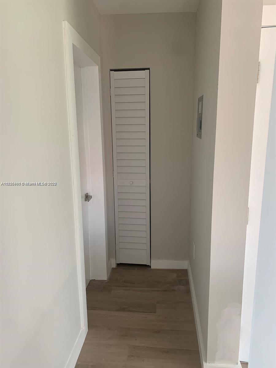 See details / 3018 sq. ft. $ 2022-06-21 0 Photo
