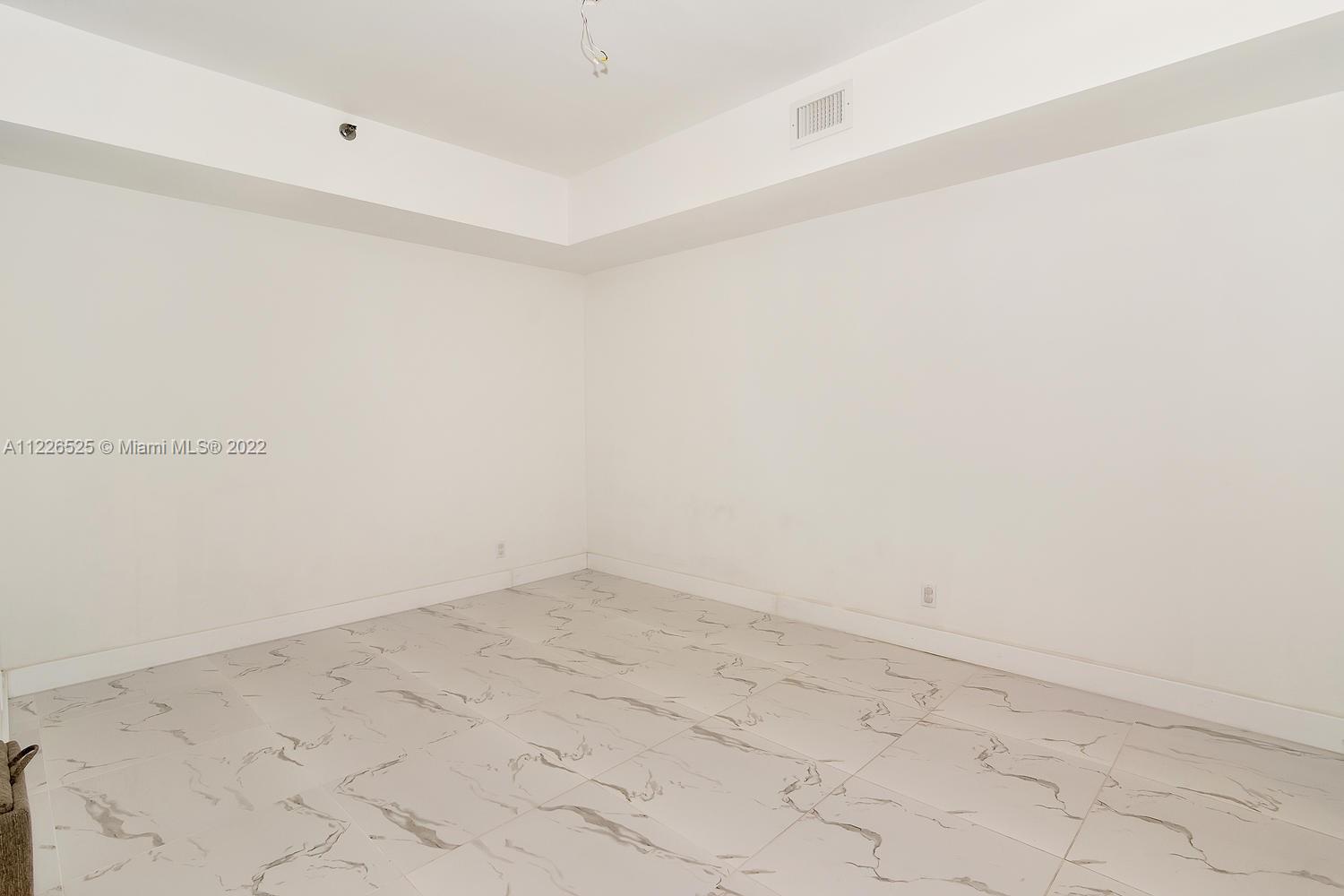 Photo of 20281 Country Club Dr #1905, Aventura, Florida, 33180 -