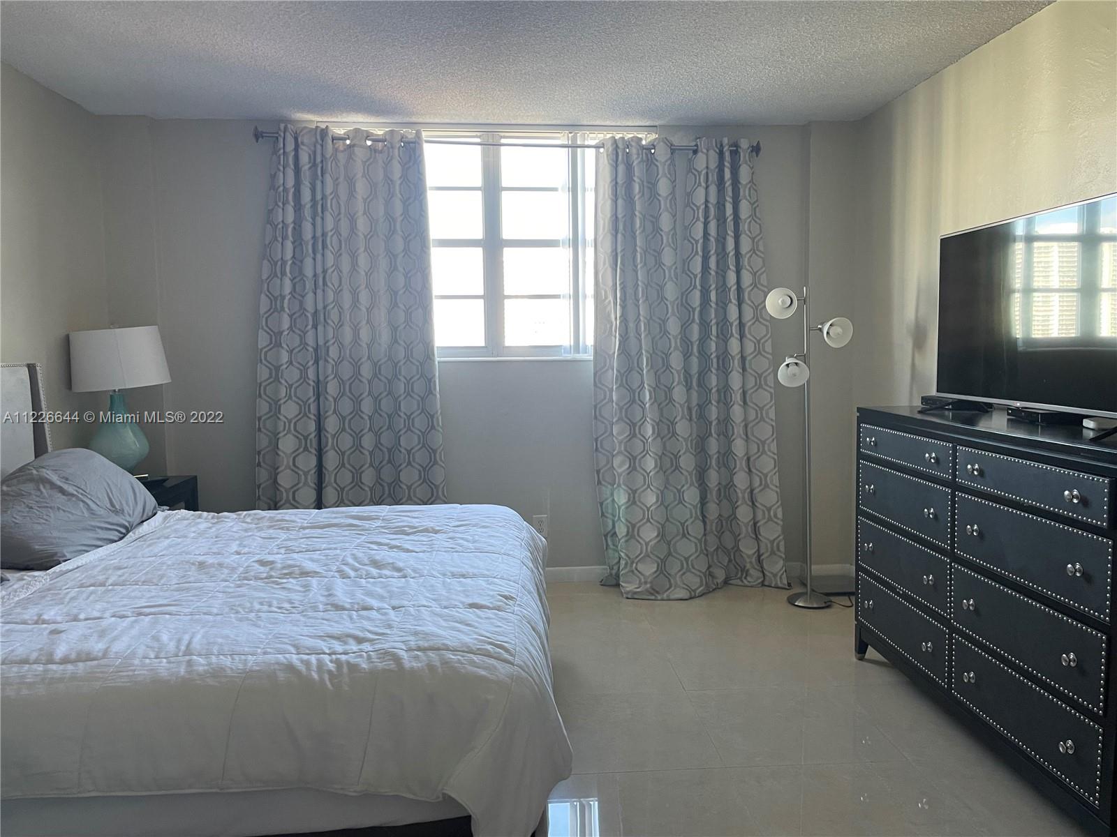 Photo of 19370 Collins Ave #1022, Sunny Isles Beach, Florida, 33160 -