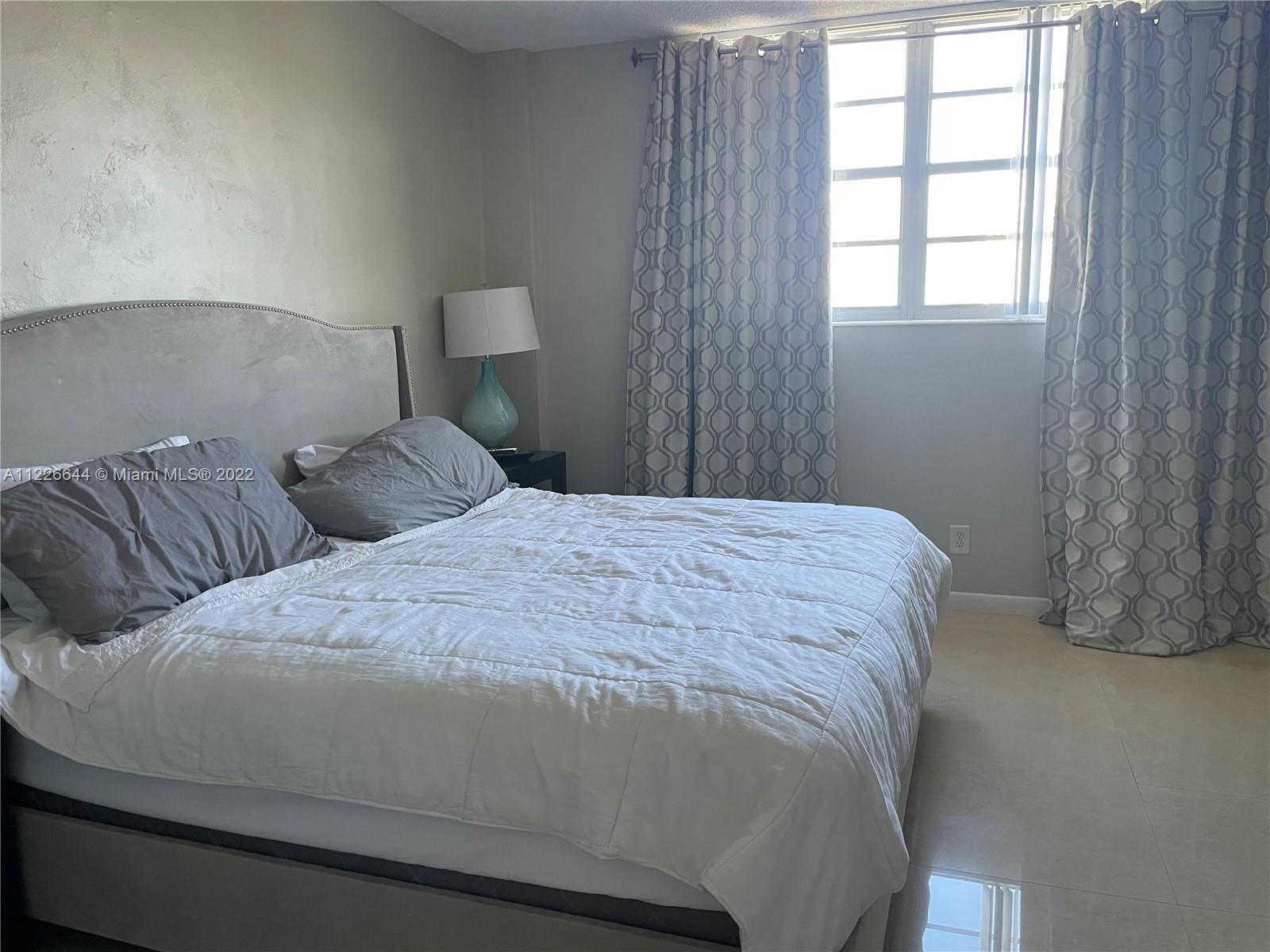 Photo of 19370 Collins Ave #1022, Sunny Isles Beach, Florida, 33160 -