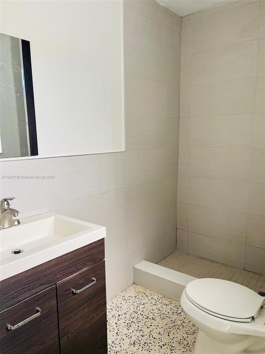 See details / 2349 sq. ft. $ 2022-06-22 0 Photo