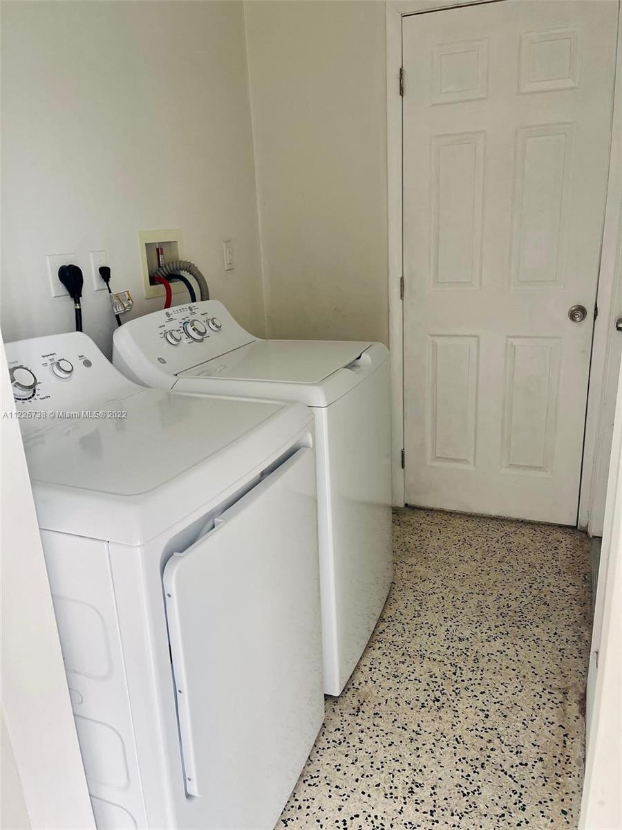 See details / 2349 sq. ft. $ 2022-06-22 0 Photo