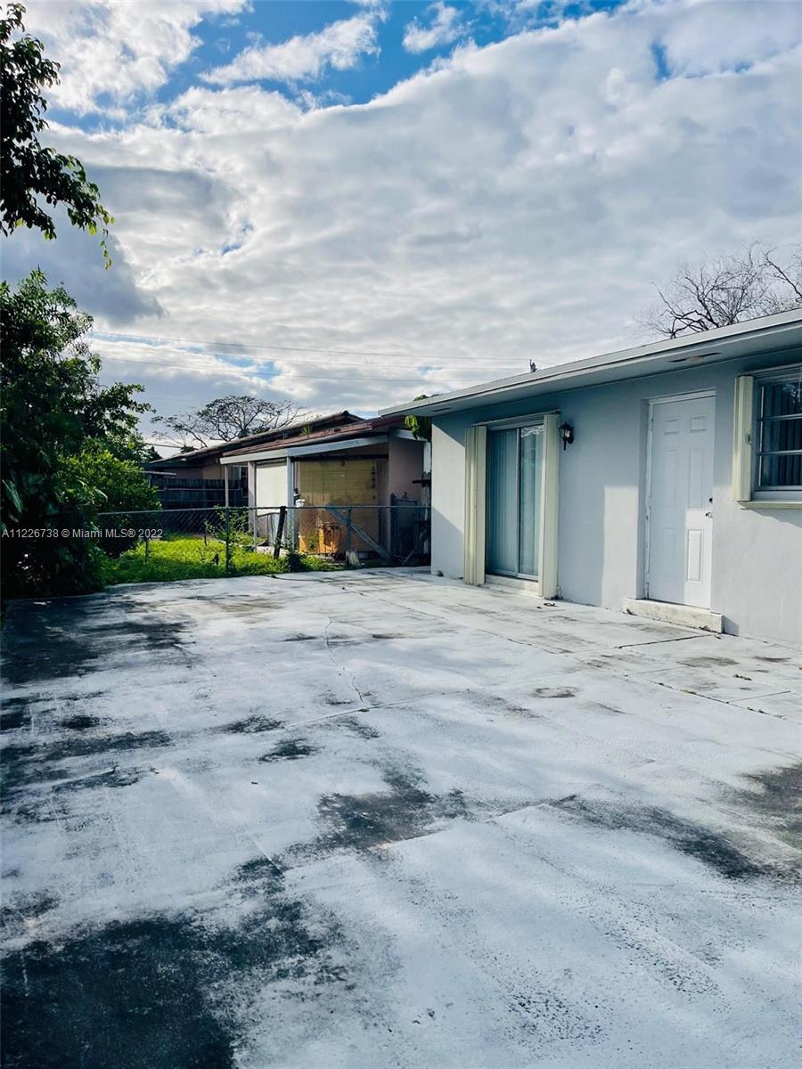 See details / 2349 sq. ft. $ 2022-06-22 0 Photo