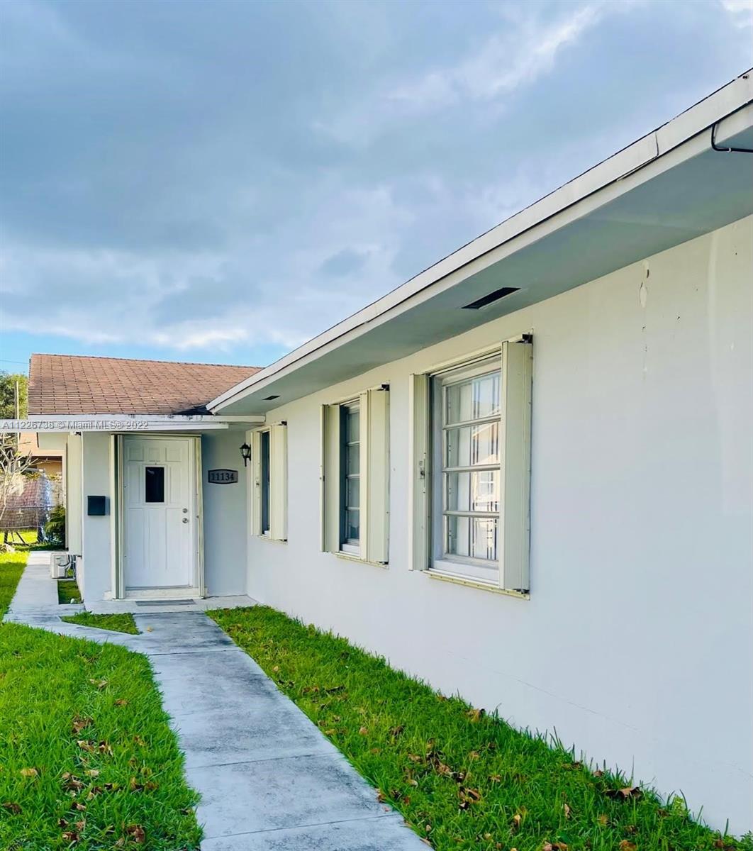 See details / 2349 sq. ft. $ 2022-06-22 0 Photo