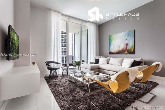See details 3302 3 / 4 1979 sq. ft. $ 2022-06-23 0 Photo