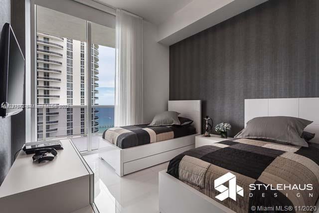 See details 3302 3 / 4 1979 sq. ft. $ 2022-06-23 0 Photo