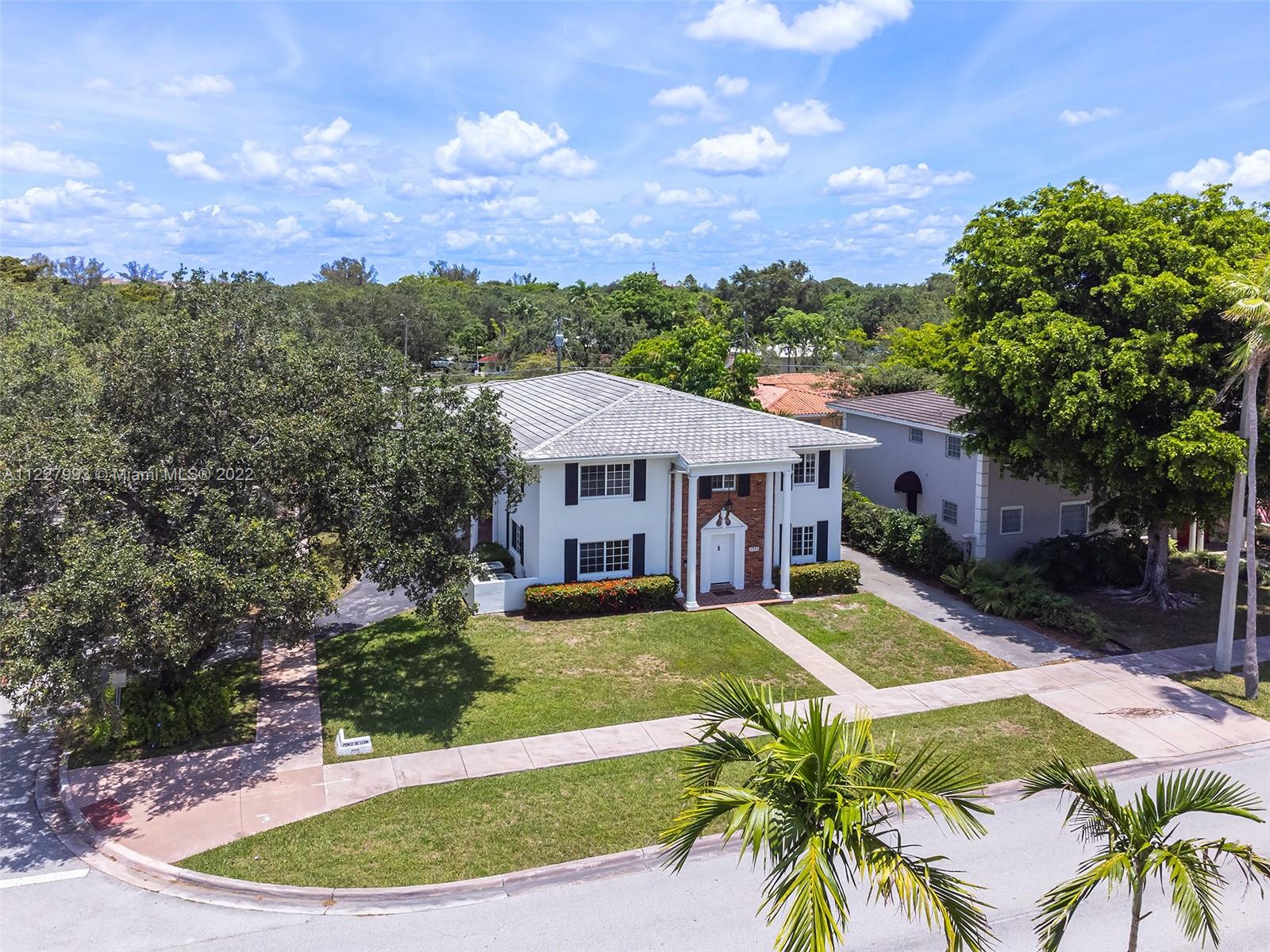 See details / 4624 sq. ft. $ 2022-07-25 0 Photo