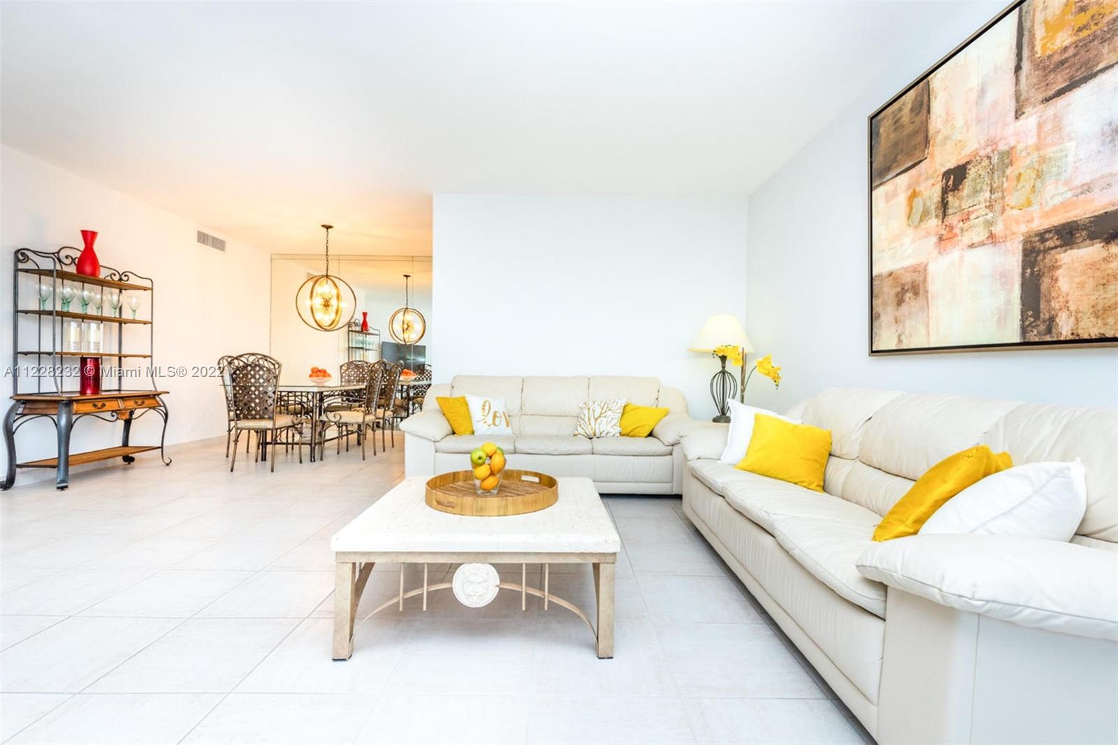Photo of 3505 Ocean Dr #1503, Hollywood, Florida, 33019 - Living Room/ Dining Room Layout
