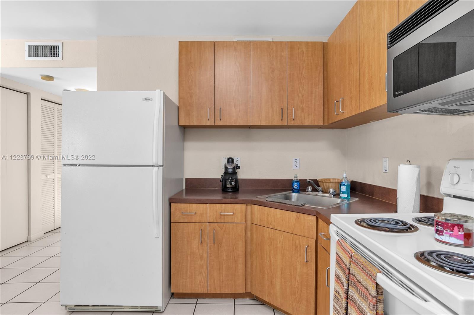See details / sq. ft. $ 2022-06-27 0 Photo