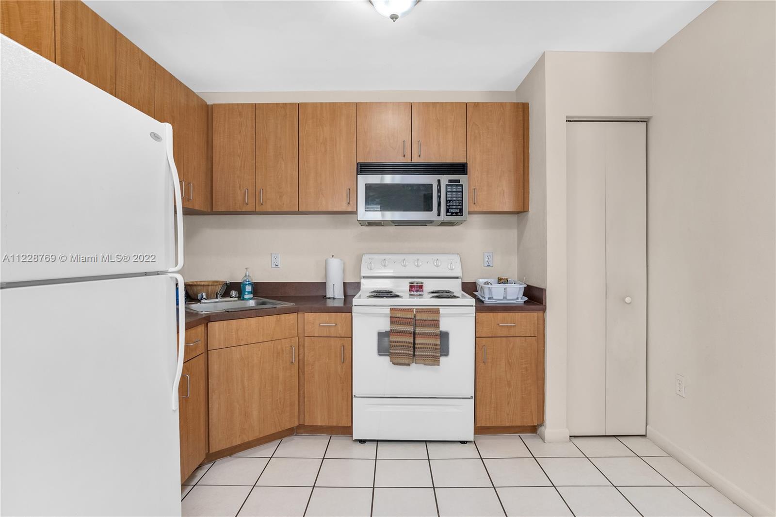 See details / sq. ft. $ 2022-06-27 0 Photo