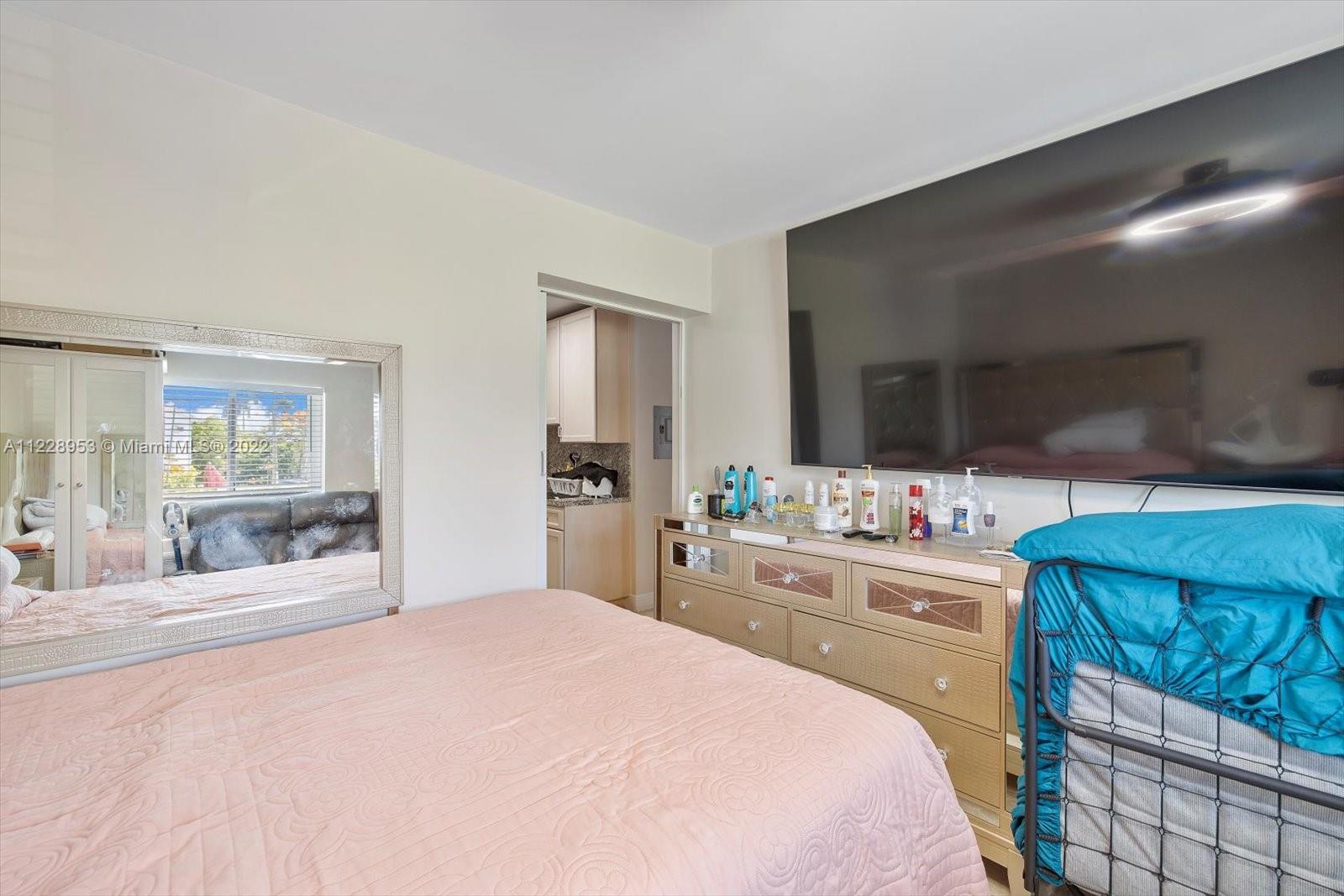 See details / 2882 sq. ft. $ 2022-09-16 0 Photo