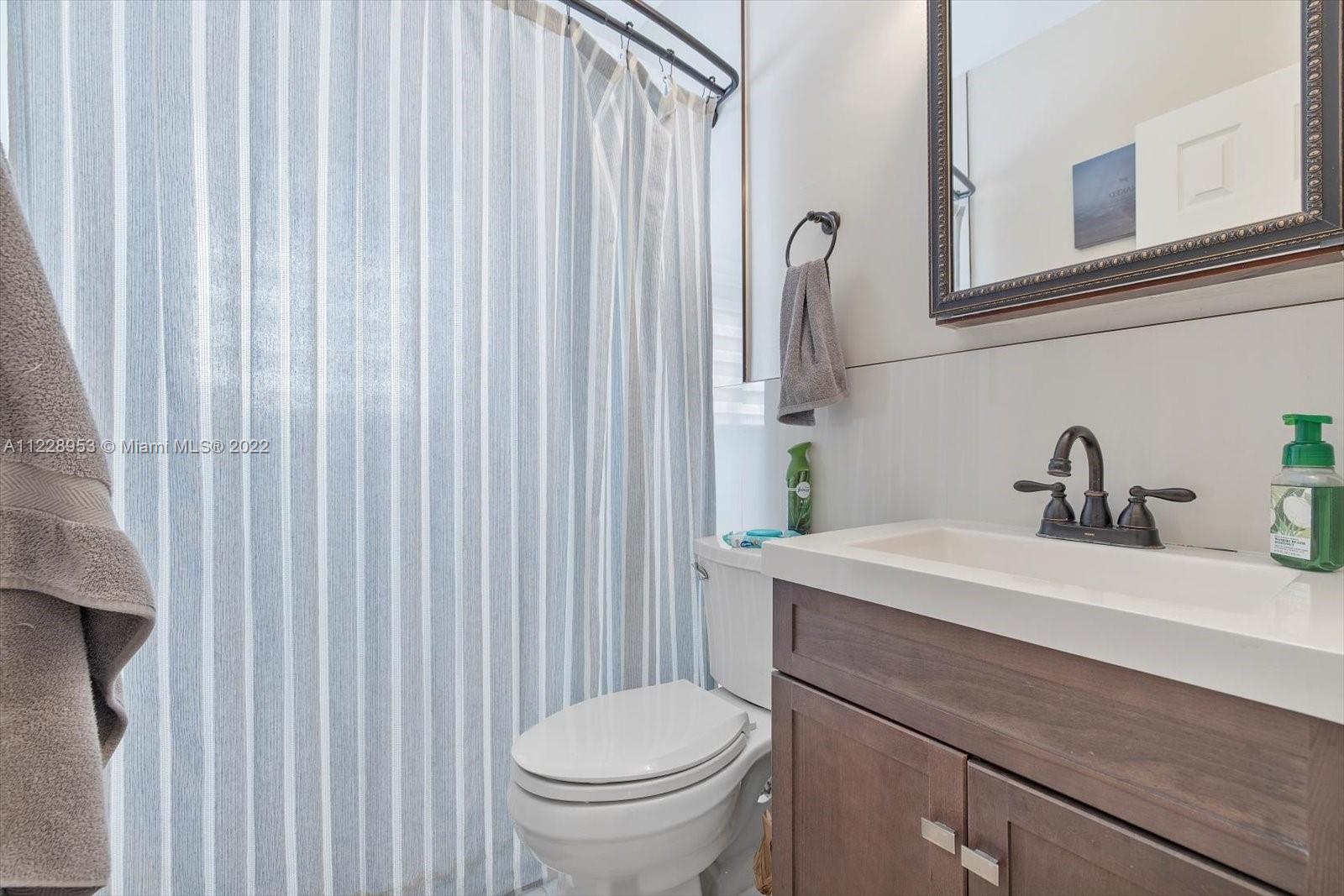 See details / 2882 sq. ft. $ 2022-09-16 0 Photo