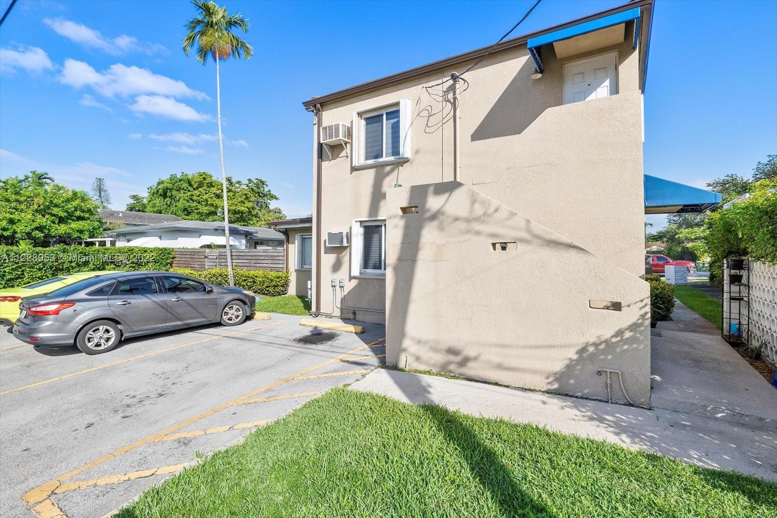 See details / 2882 sq. ft. $ 2022-09-16 0 Photo