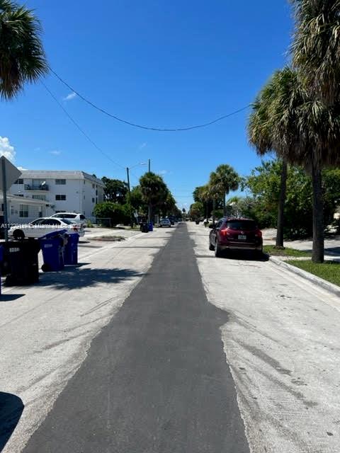 See details / 2280 sq. ft. $ 2022-10-27 0 Photo