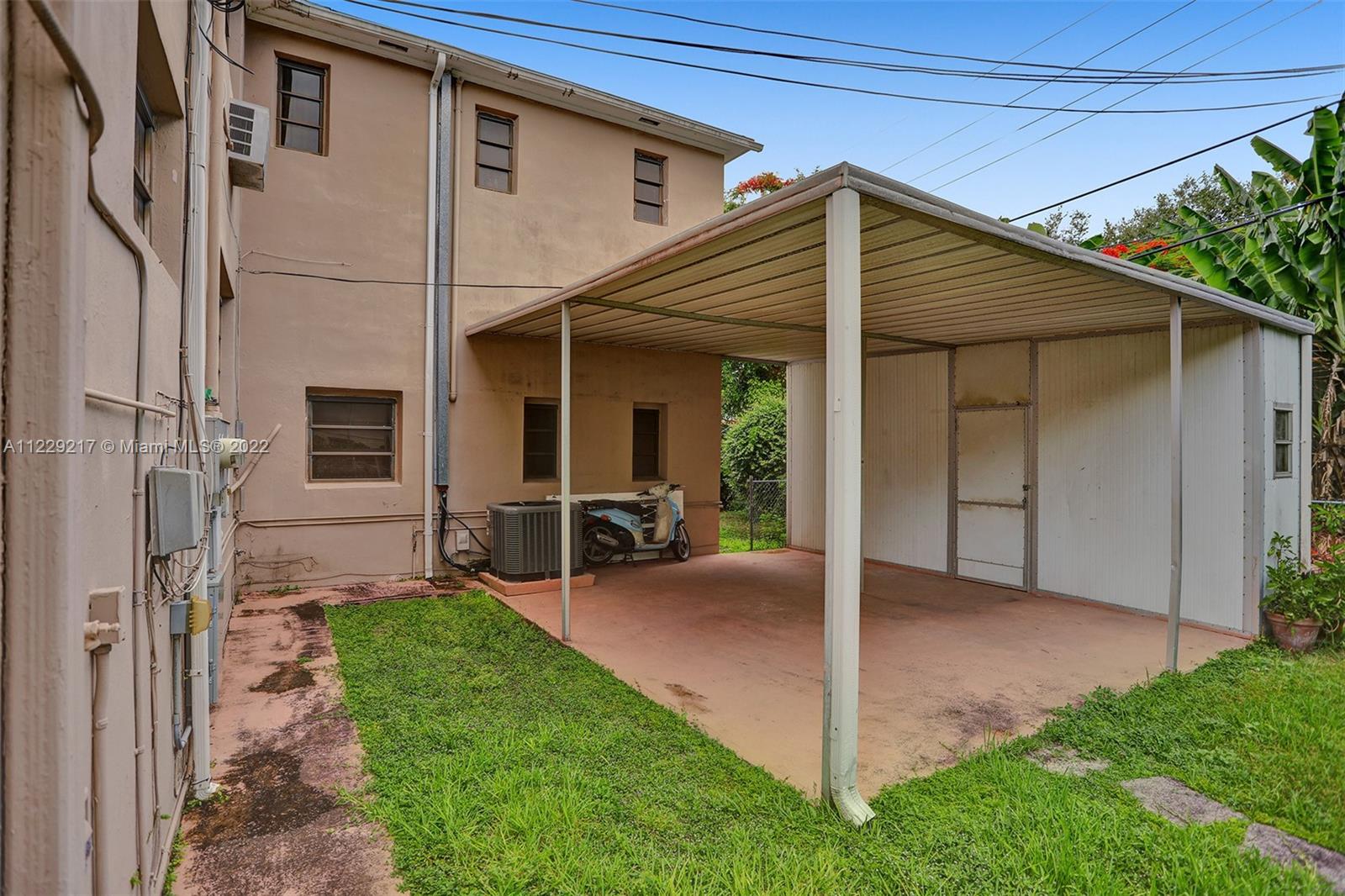 See details / 3017 sq. ft. $ 2022-08-25 0 Photo