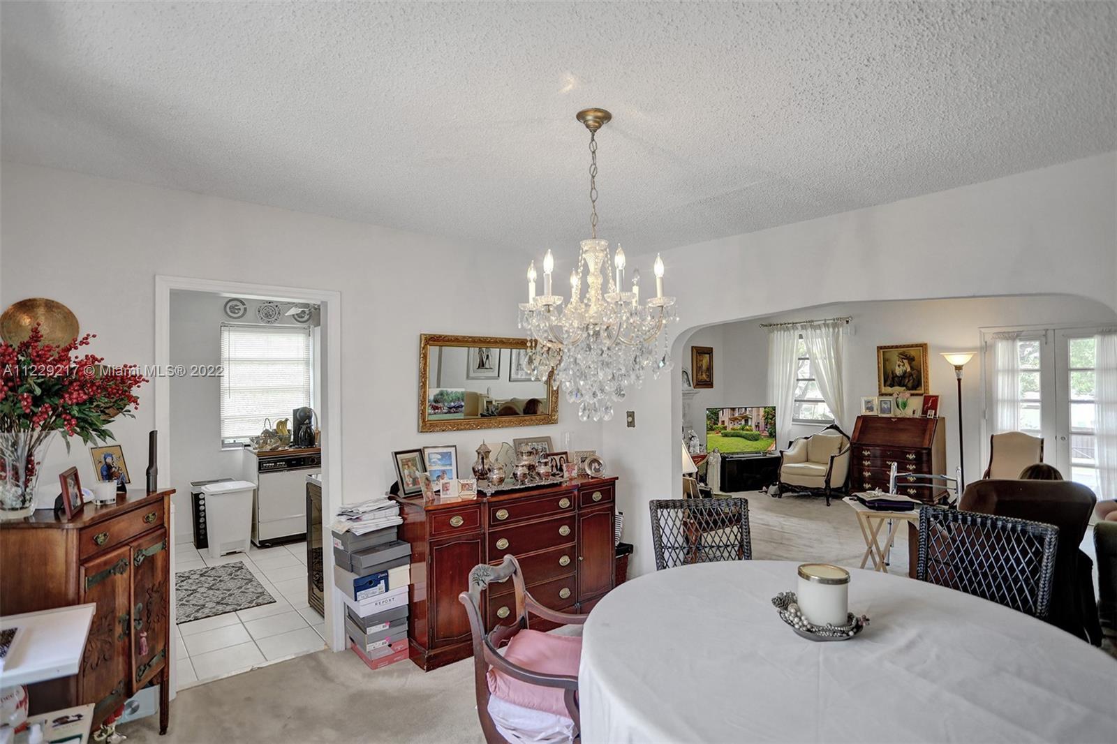 See details / 3017 sq. ft. $ 2022-08-25 0 Photo