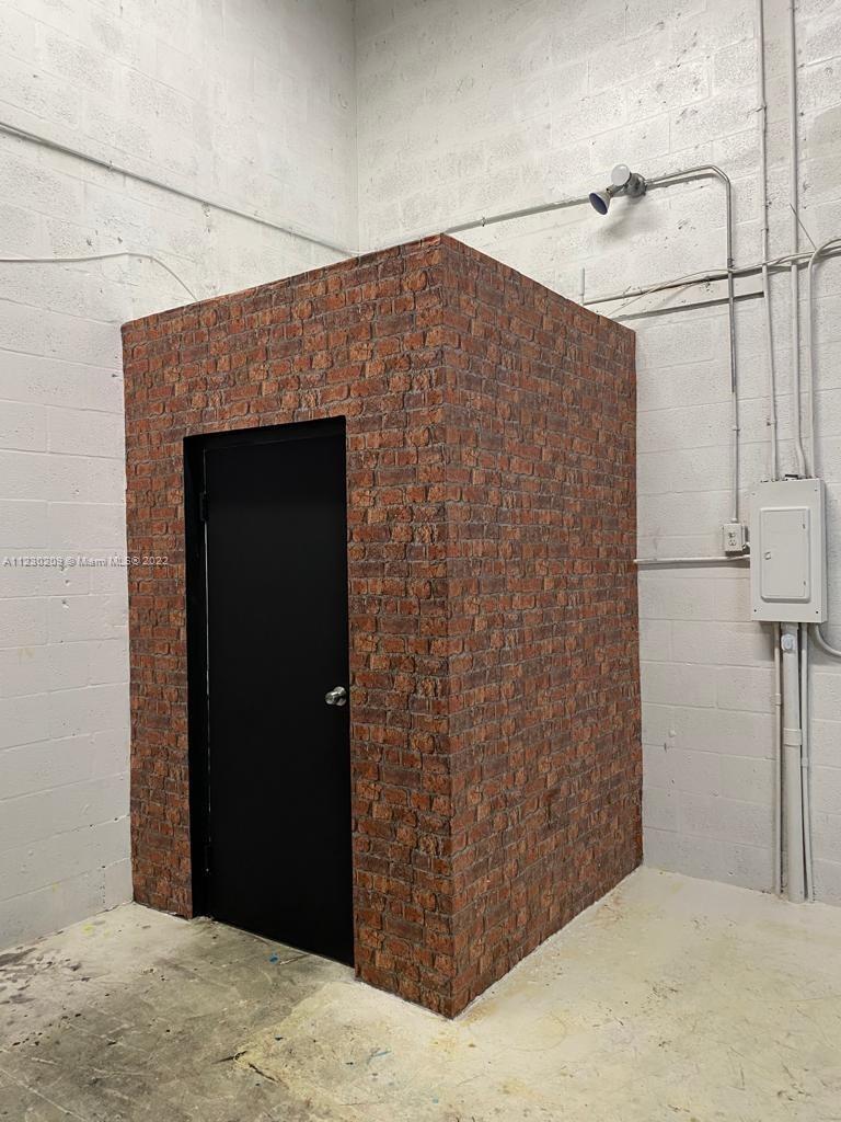 See details 3 / sq. ft. $ 2022-09-07 0 Photo